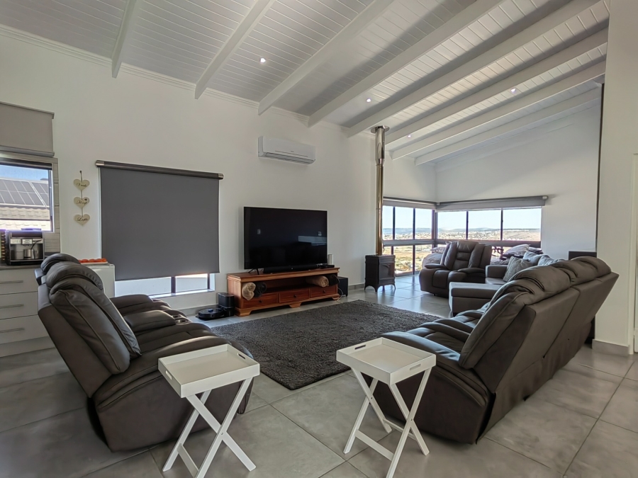 4 Bedroom Property for Sale in Monte Christo Western Cape